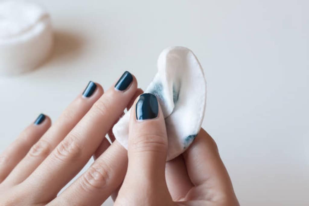 How to Remove Gel Nail Polish