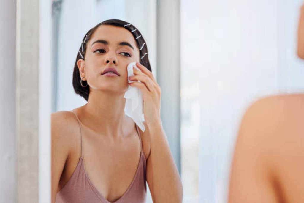 Remove Makeup & Cleanse Thoroughly